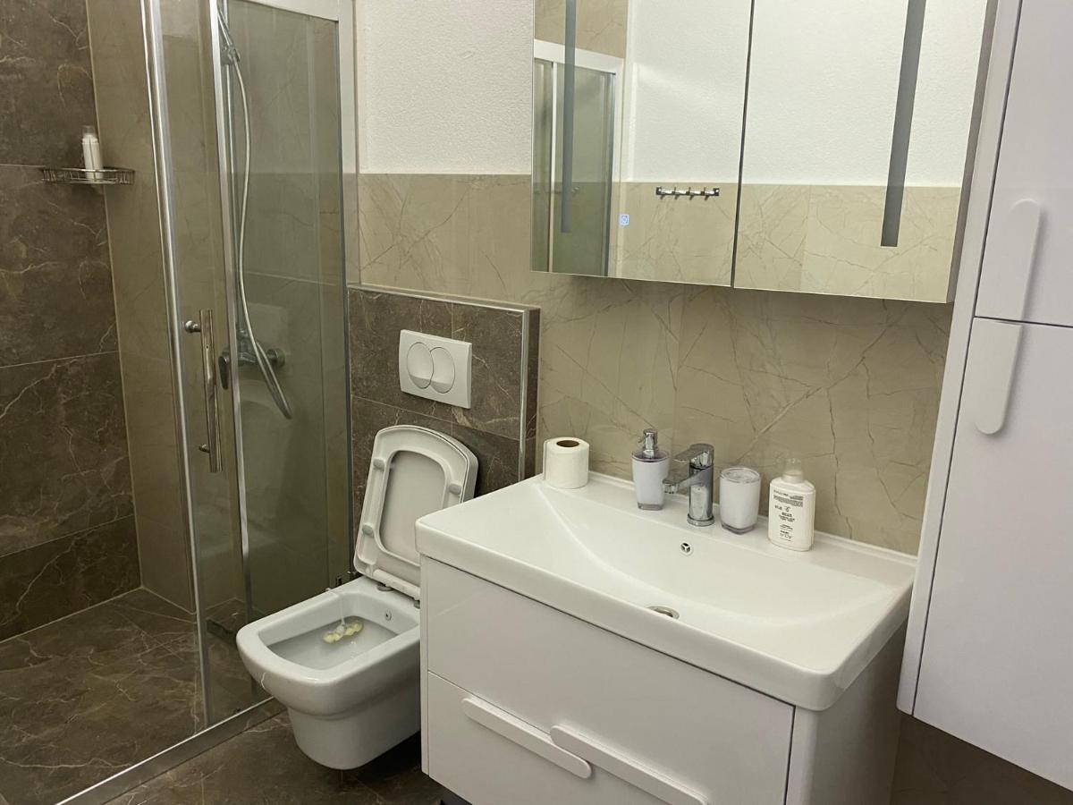 Hotel Inn Prizren Esterno foto
