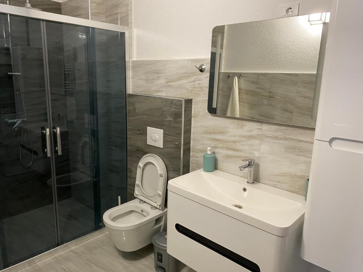 Hotel Inn Prizren Esterno foto